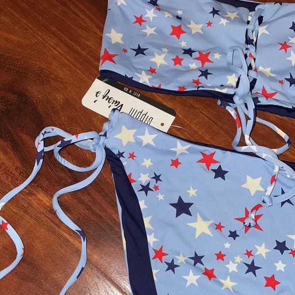 🆕Dippin’ Daisy’s Sky Star bikini set - Picture 14 of 15